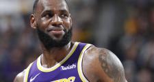 -关于魔术师领衔湖人队夺得NBA总冠军，气势如虹的信息