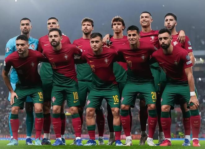 关于球员团结一致，欧预赛中实现壮举取胜的信息