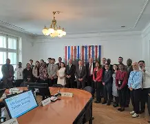 瓦朗谢纳主场大破对手，取得大捷的简单介绍