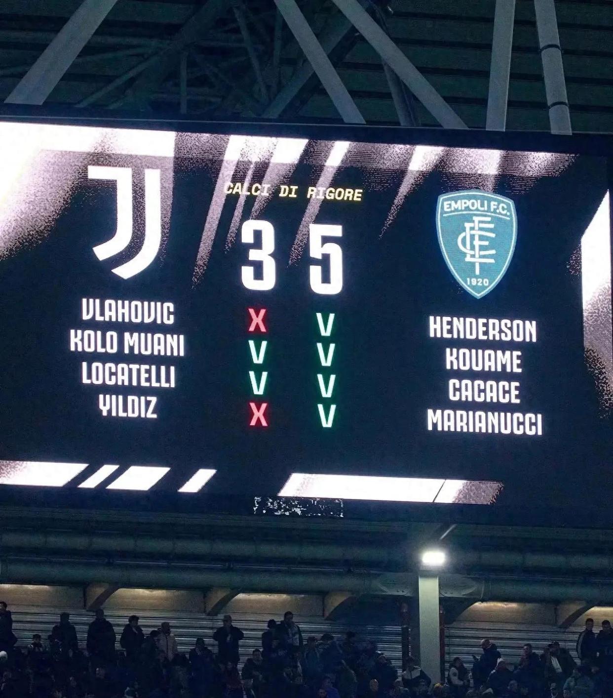 国米主帅确认战术调整,意大利球迷期待对决 国米主帅确认战术调整,意大利球迷期待对决