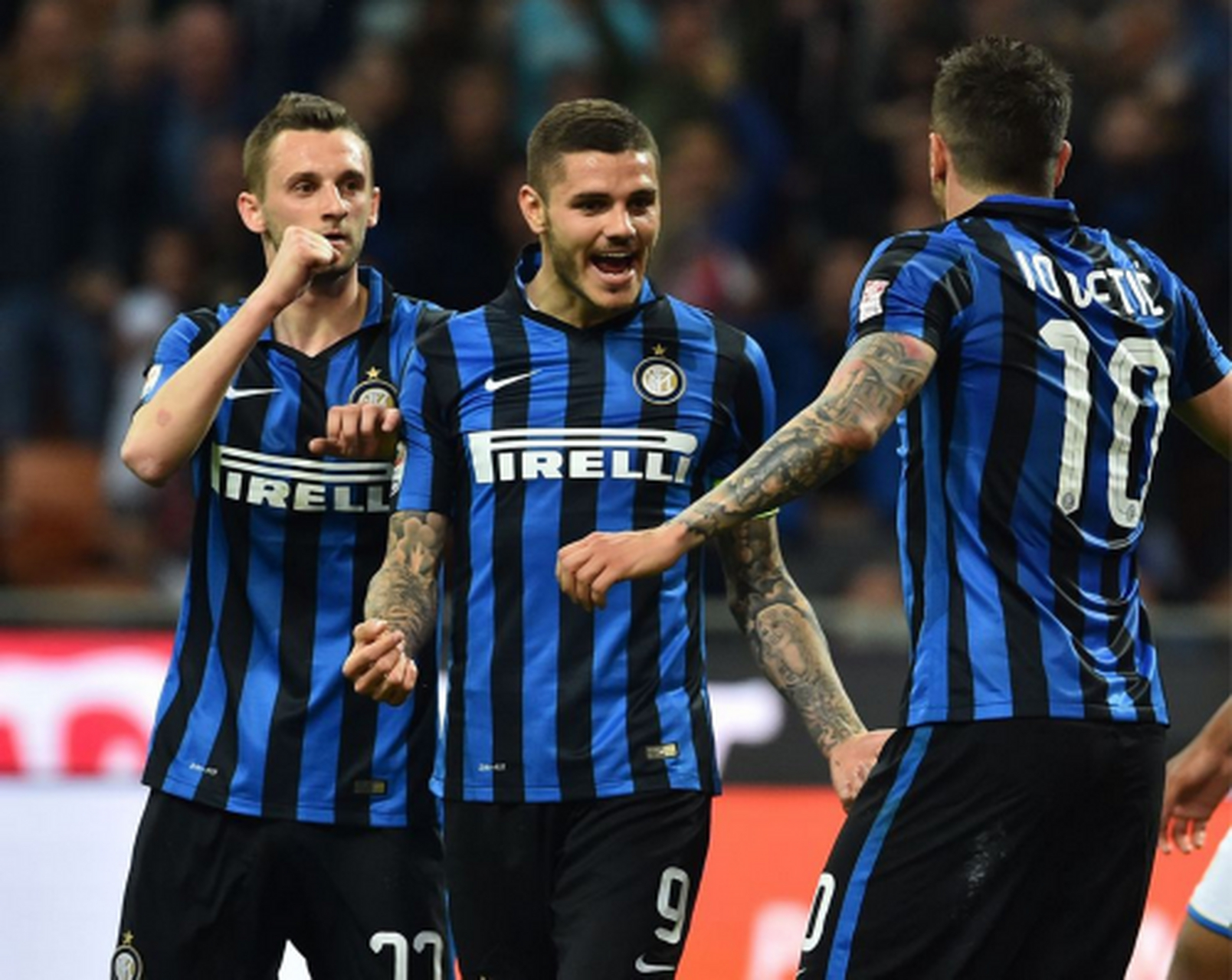 佛罗伦萨后防状态不佳，球队胜利难求