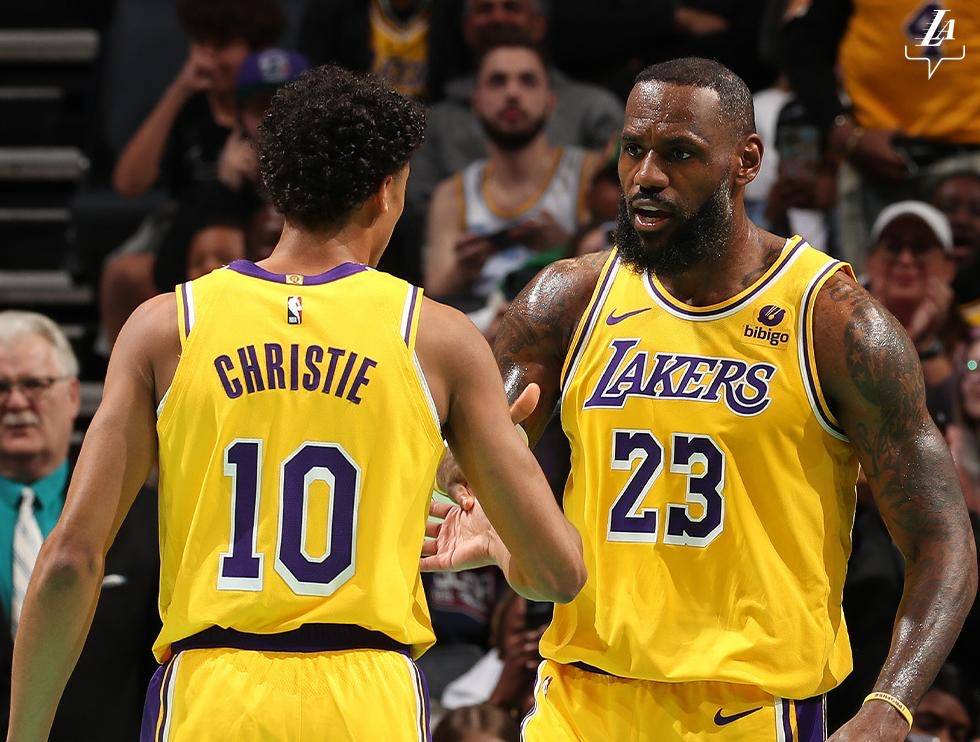 包含莱比锡红牛全队伤病缠身，战力大打折扣的词条