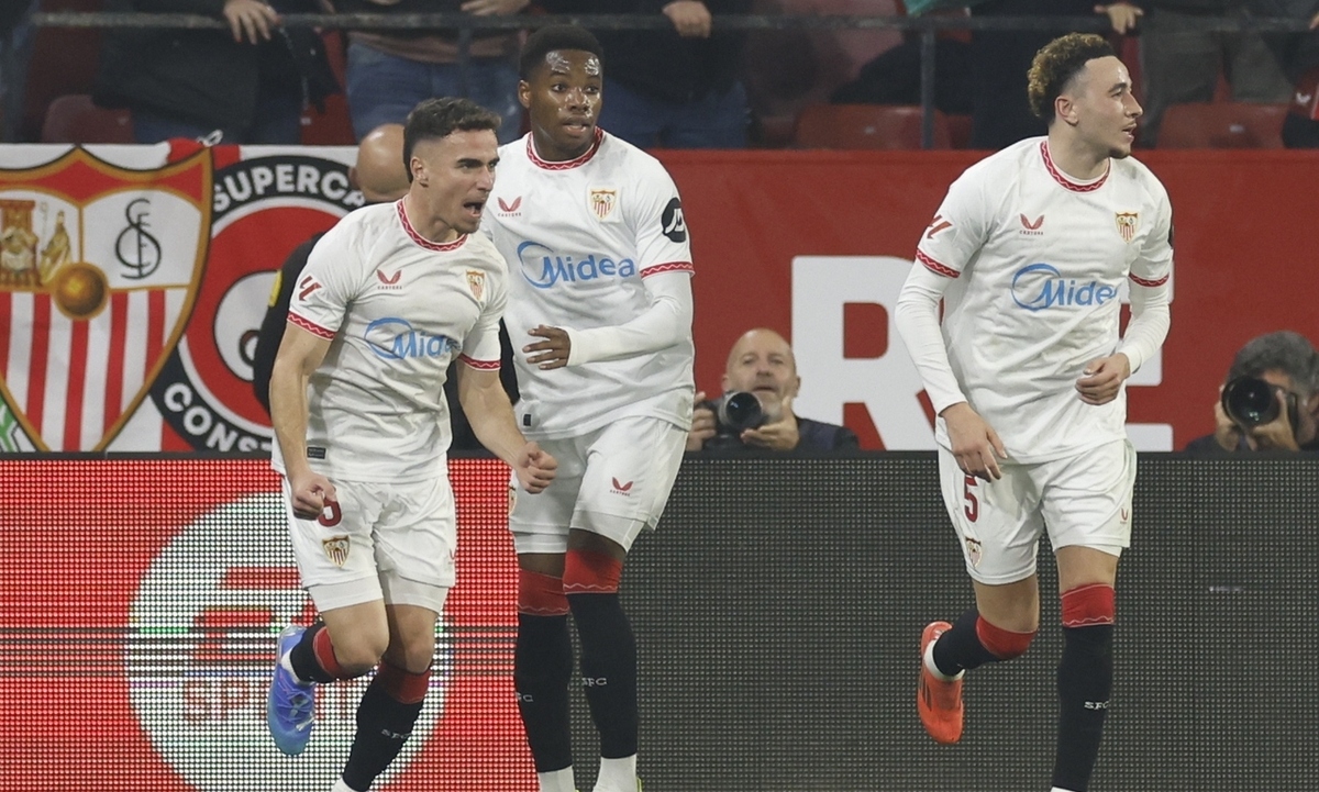 瓦伦西亚客场不敌皇家马德里，连败下滑