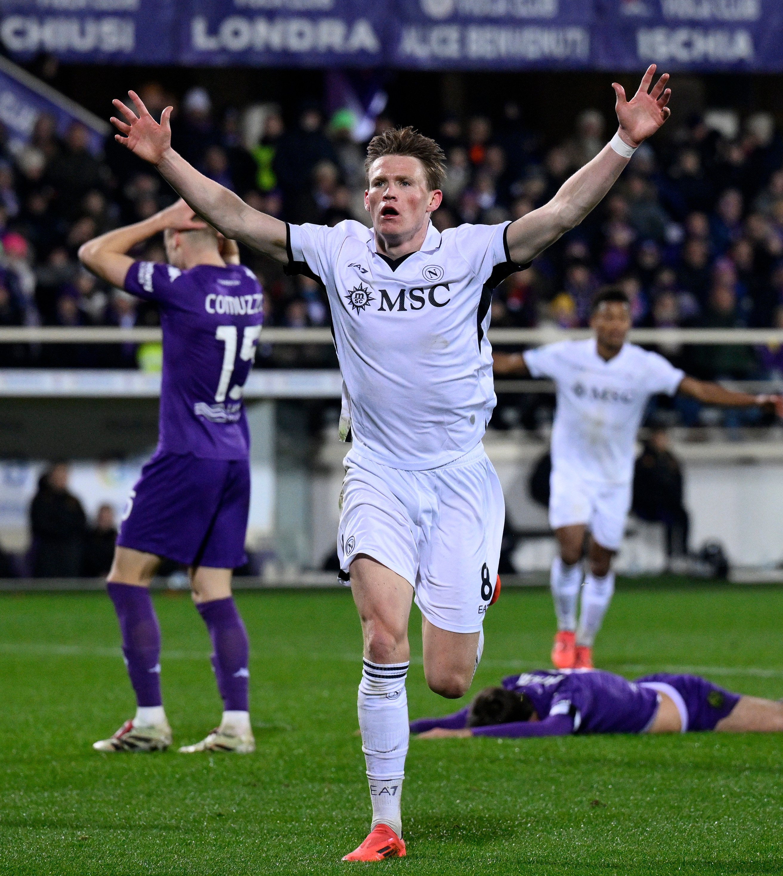 意大利那不勒斯惨败马德里竞技 意大利那不勒斯惨败马德里竞技