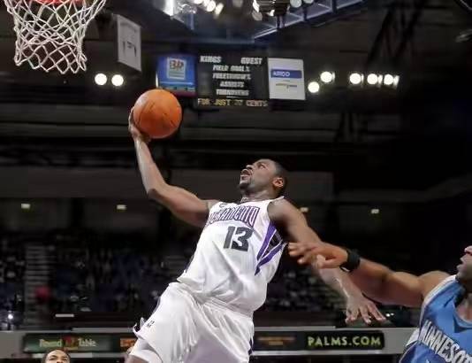 热火球员埃文斯获选全明星赛替补,展现实力 热火球员埃文斯获选全明星赛替补,展现实力