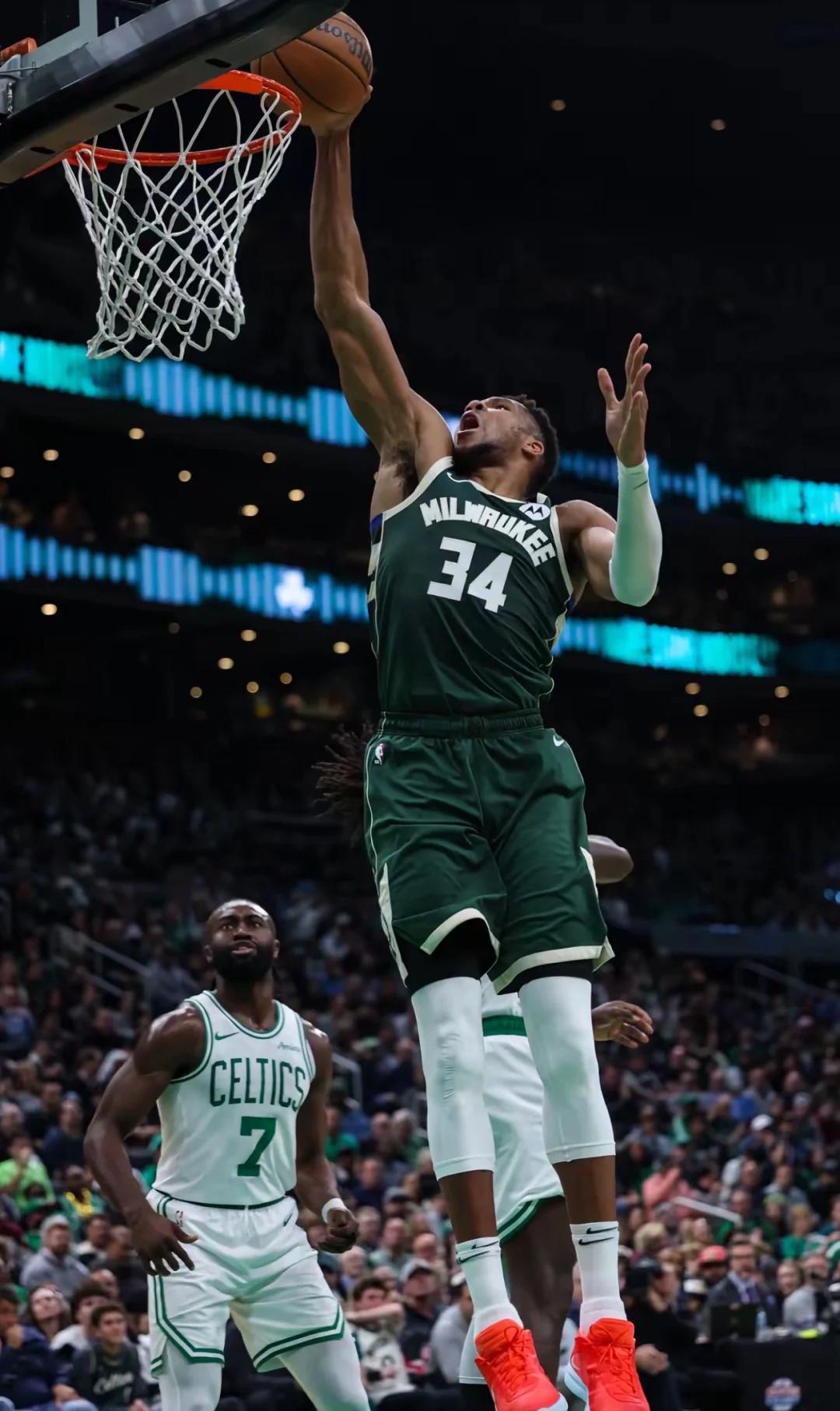 雄鹿逆袭惜败绿军,字母哥分无功而返的简单介绍 雄鹿逆袭惜败绿军,字母哥分无功而返的简单介绍