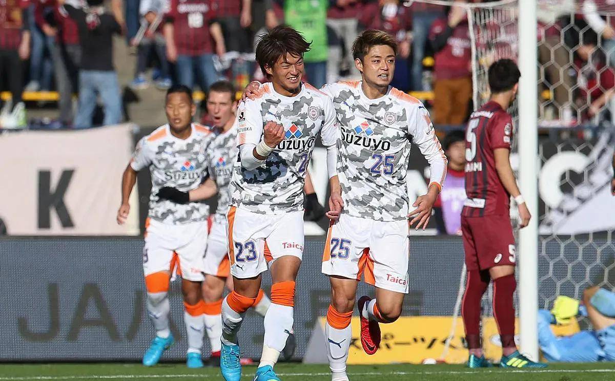 日本球队实力强劲，亚冠战局扑朔迷离