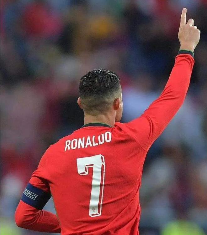 欧国联决赛冠军呼之欲出，悬念时刻一触即发的简单介绍