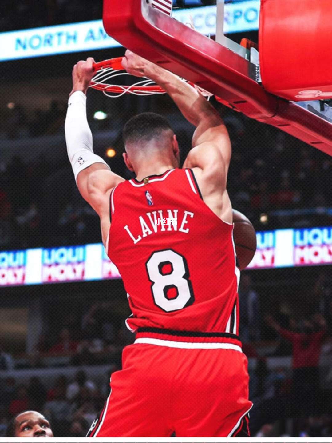 公牛惨败篮网！拉文个人得分刷新记录