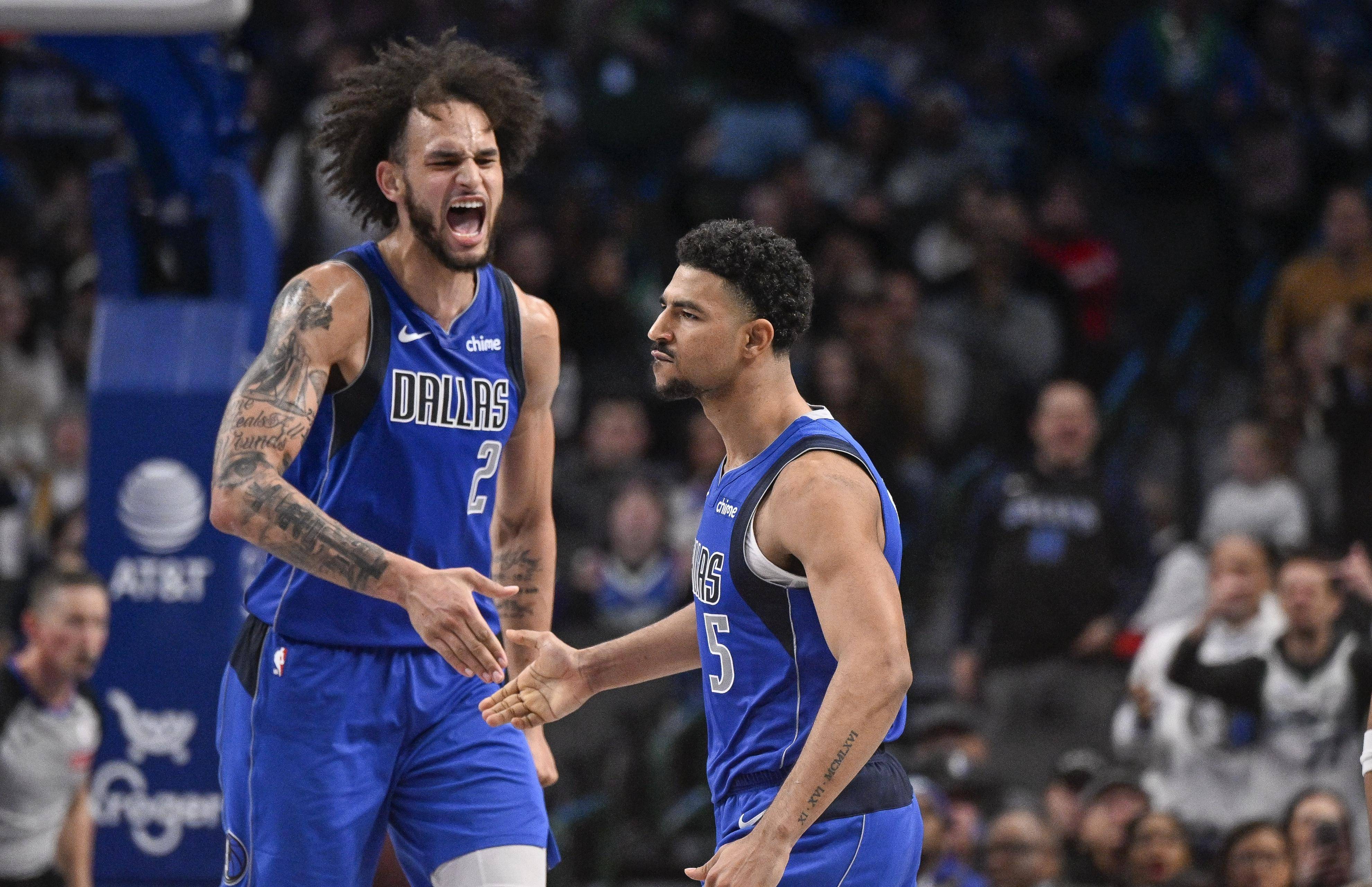 火箭逆转战胜独行侠，取得四连胜