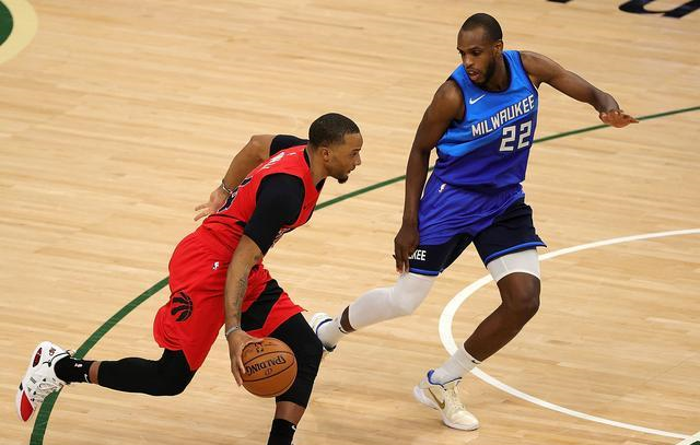 骑士遭活塞逆转，鲍威尔29分砍下全队最高