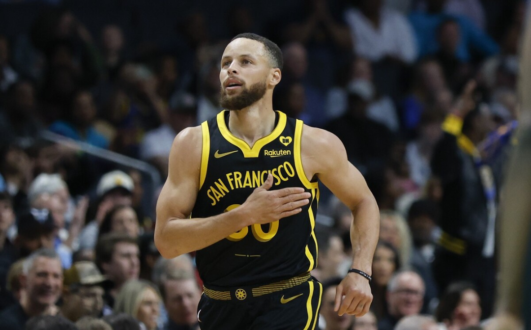 勇士完胜马刺总比分3-3平