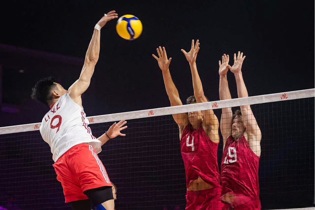 新赛季开幕！球员们备战迎接挑战